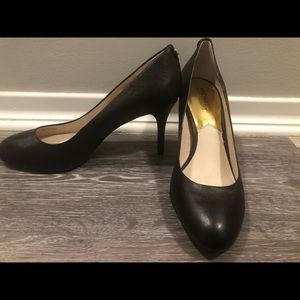 Michael Kors Black Pumps